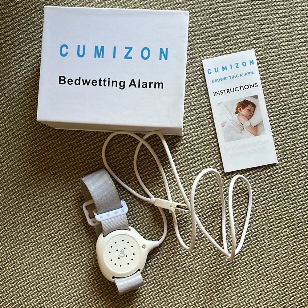 Cumizon bed wetting alarm child bedwetting alert system needs batteries